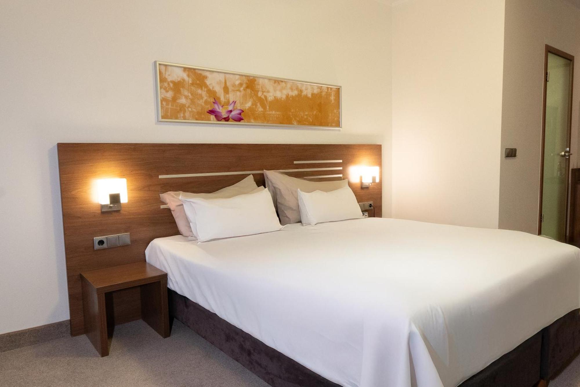 Hotel Bruehlerhoehe Эрфурт Экстерьер фото