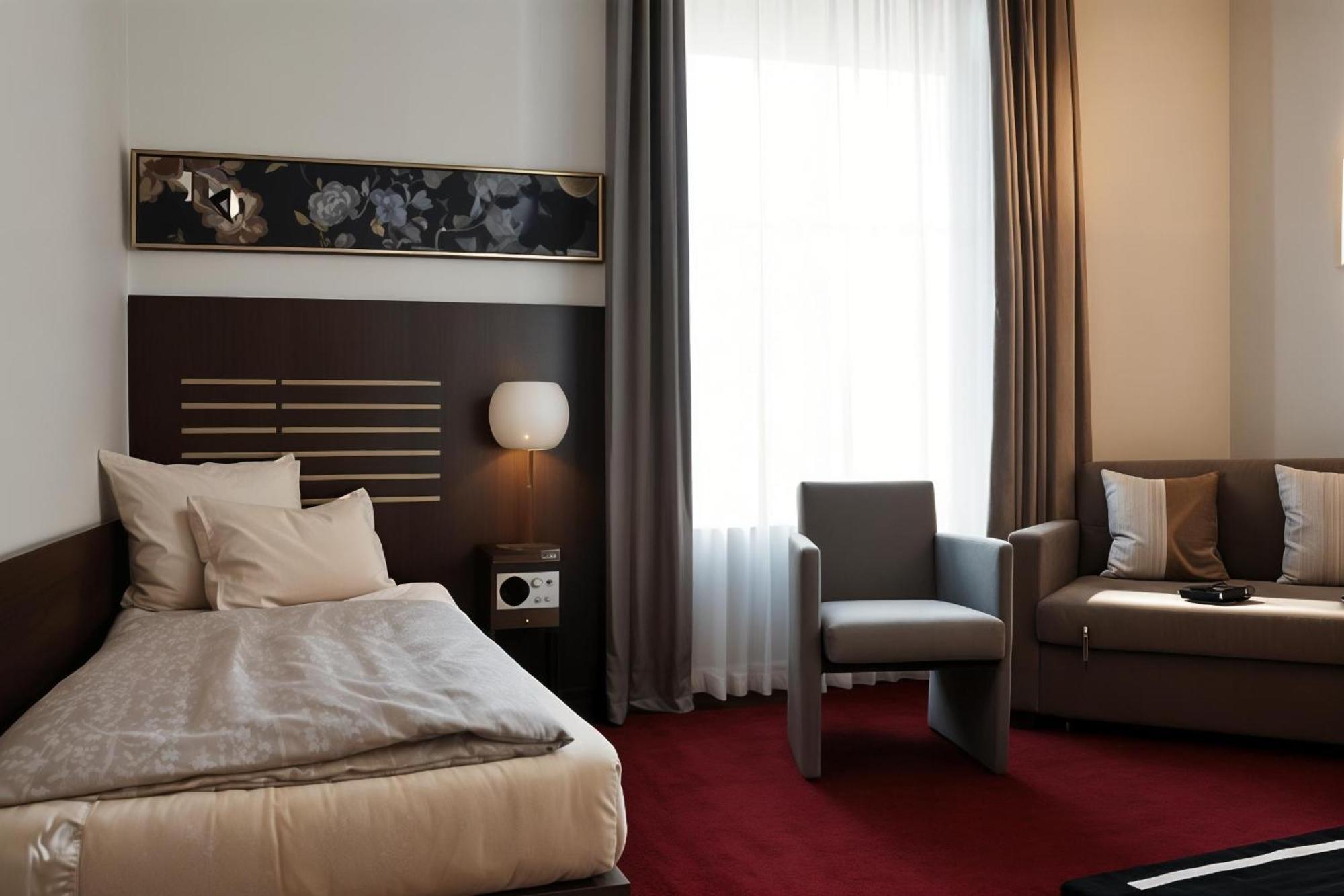 Hotel Bruehlerhoehe Эрфурт Экстерьер фото